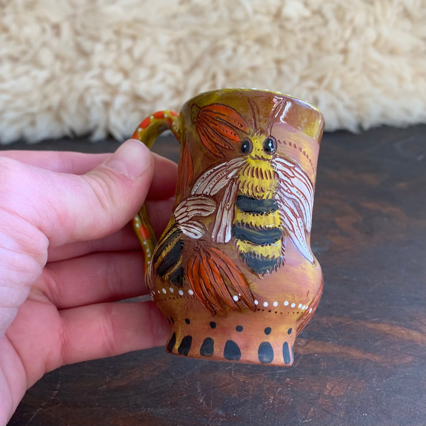 Bee espresso cup