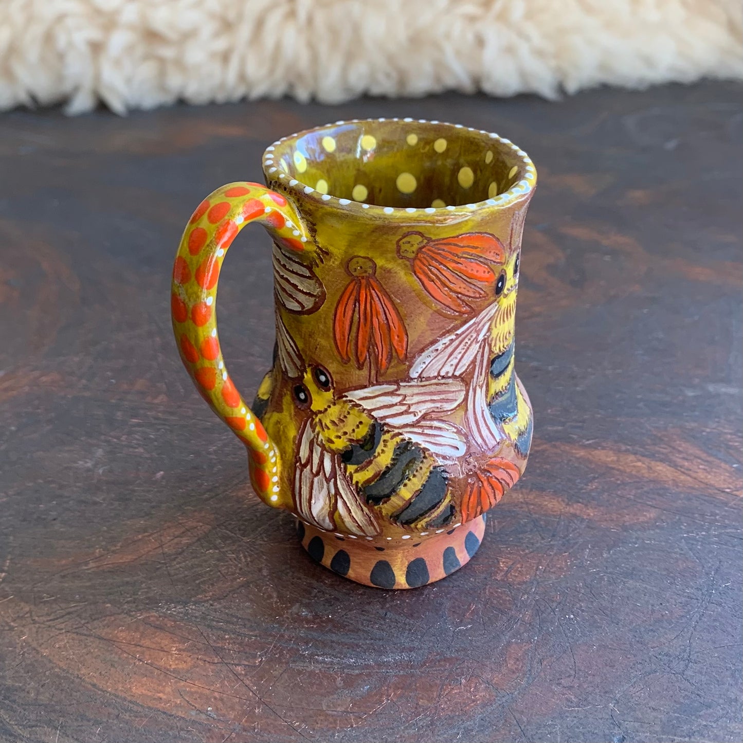 Bee espresso cup