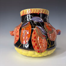 Load image into Gallery viewer, Bat and Pitcher plant vessel