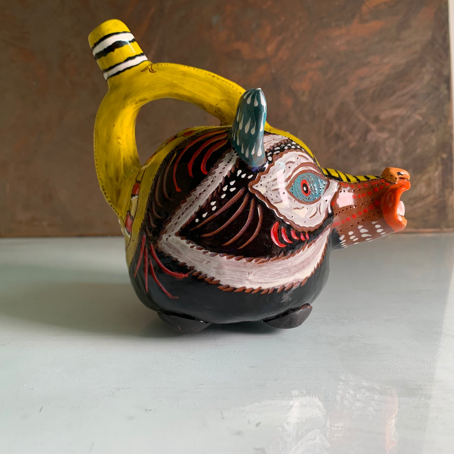 Animal head stirrup handle bottle