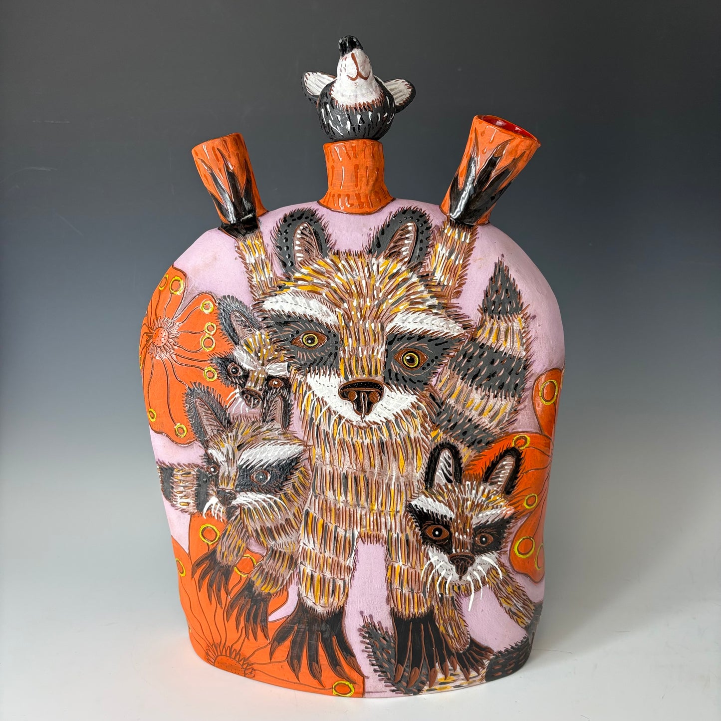 Raccoon vessel