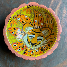 Load image into Gallery viewer, Tiger lily bowl
