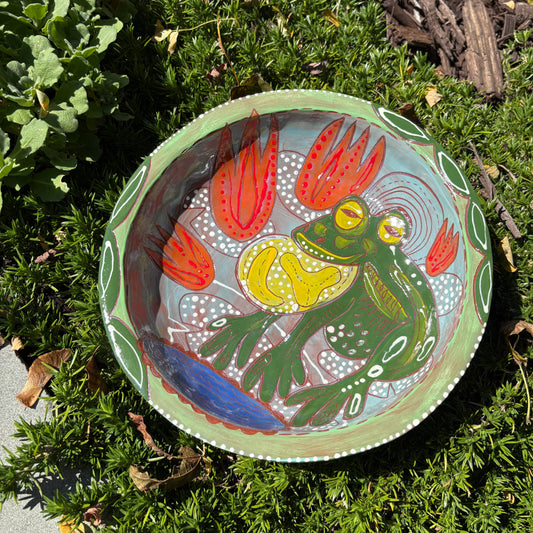 Frog bowl