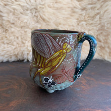 Load image into Gallery viewer, Large Mantis mug
