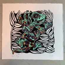 Load image into Gallery viewer, Handpainted turquiose frog linocut
