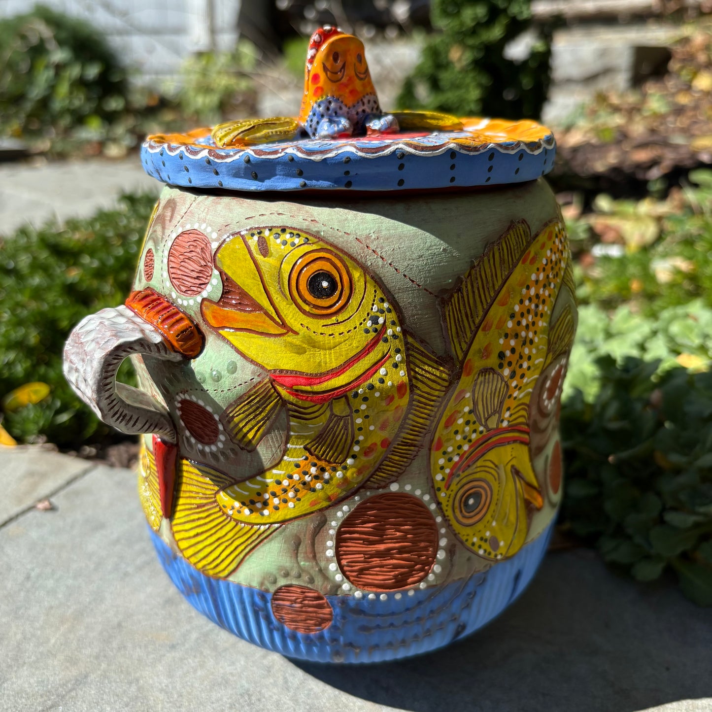Fish jar