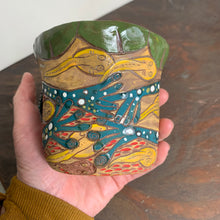 Load image into Gallery viewer, Froggie planter
