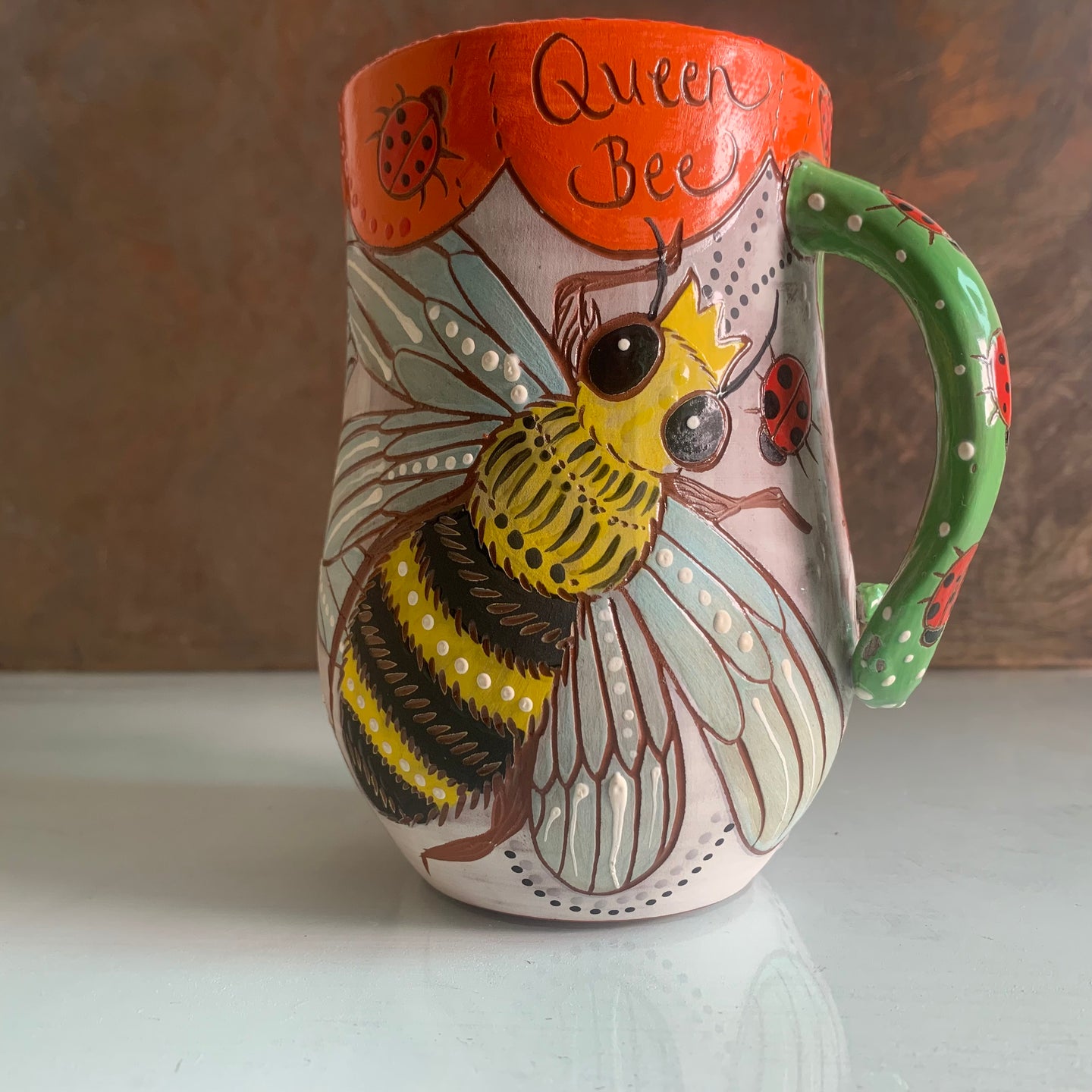 Queen bee mug