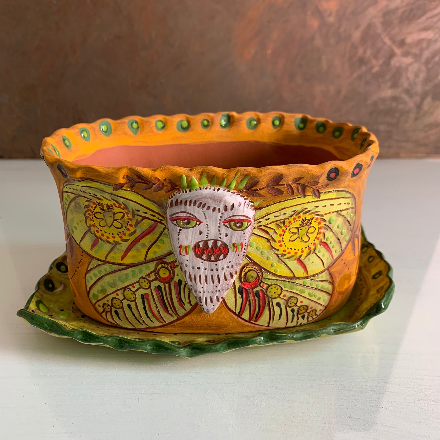 Moth with teeth planter