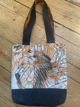 Load image into Gallery viewer, Hand printed fabric flamingo bag

