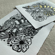 Load image into Gallery viewer, Chameleon linocut
